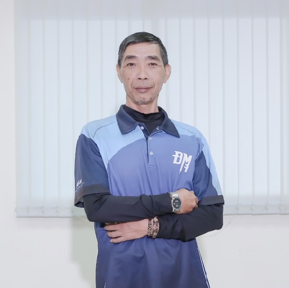 10號 小林教練
